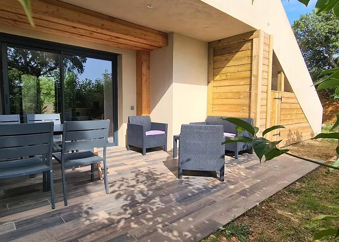 Lantana Порто-Веккьо