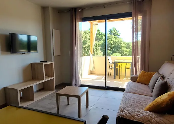 Lantana * Порто-Веккьо