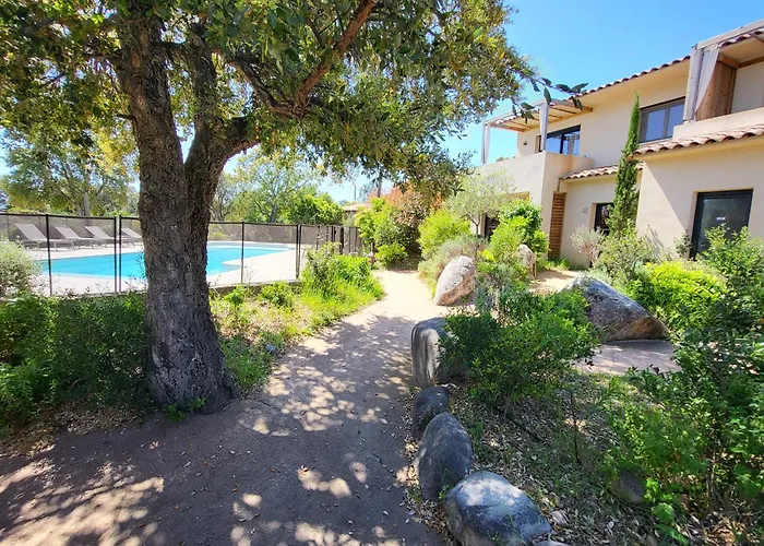 Lantana Порто-Веккьо